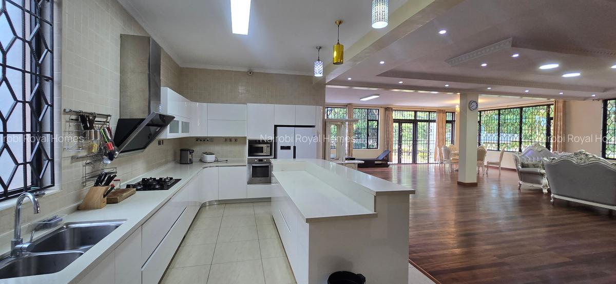 5 Bed House with En Suite at Whispers Avenue - 17