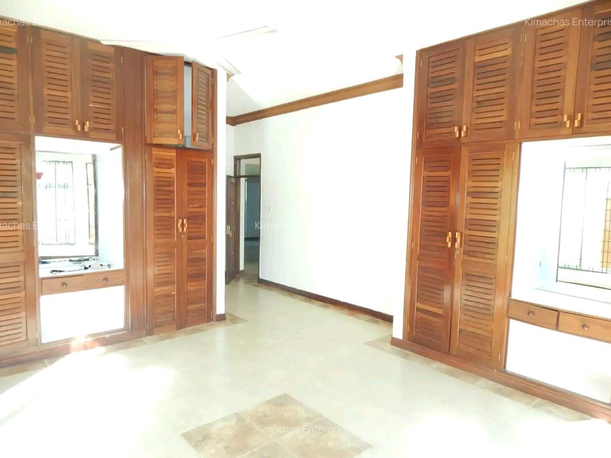 3 Bed Apartment with En Suite at Kilima Road Nyali - 9