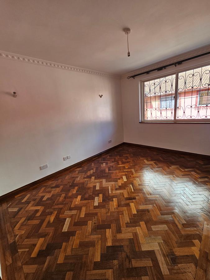 4 Bed Townhouse with En Suite at Kileleshwa - 14