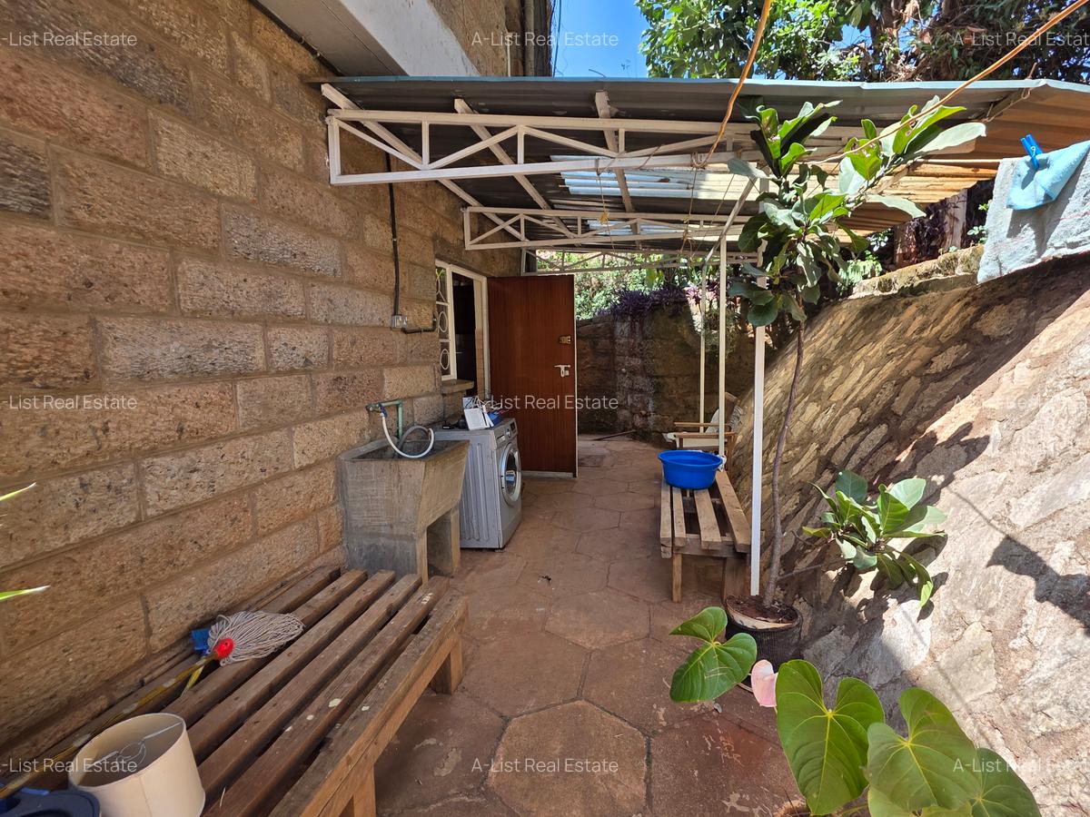 2 Bed Townhouse with En Suite at Twiga Road - 9