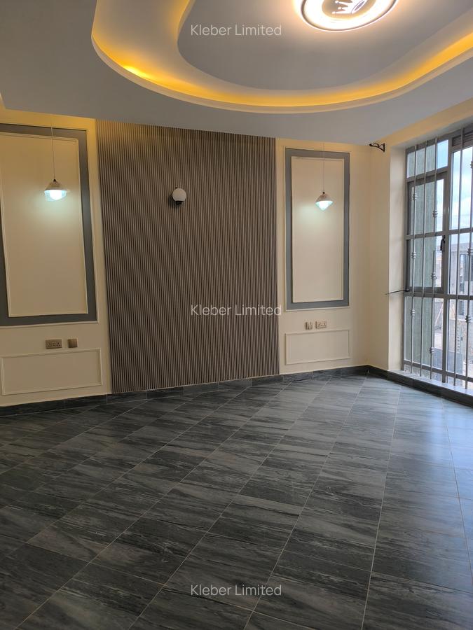 5 Bed House with En Suite in Syokimau - 11