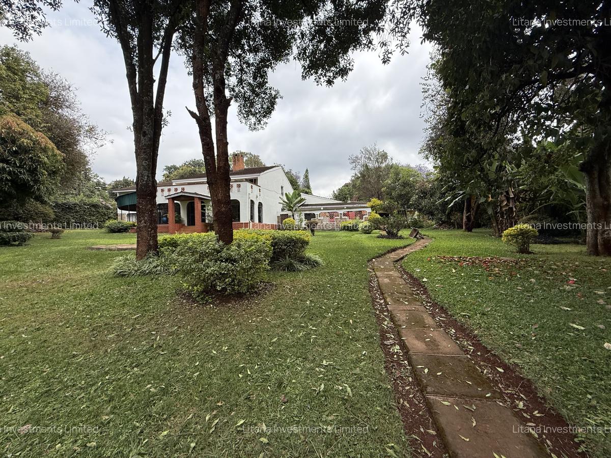 7 Bed House with En Suite in Runda - 7