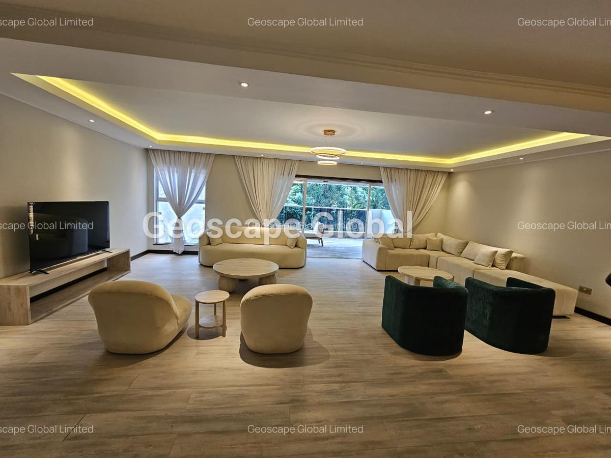 3 Bed Apartment with En Suite in Riverside - 1