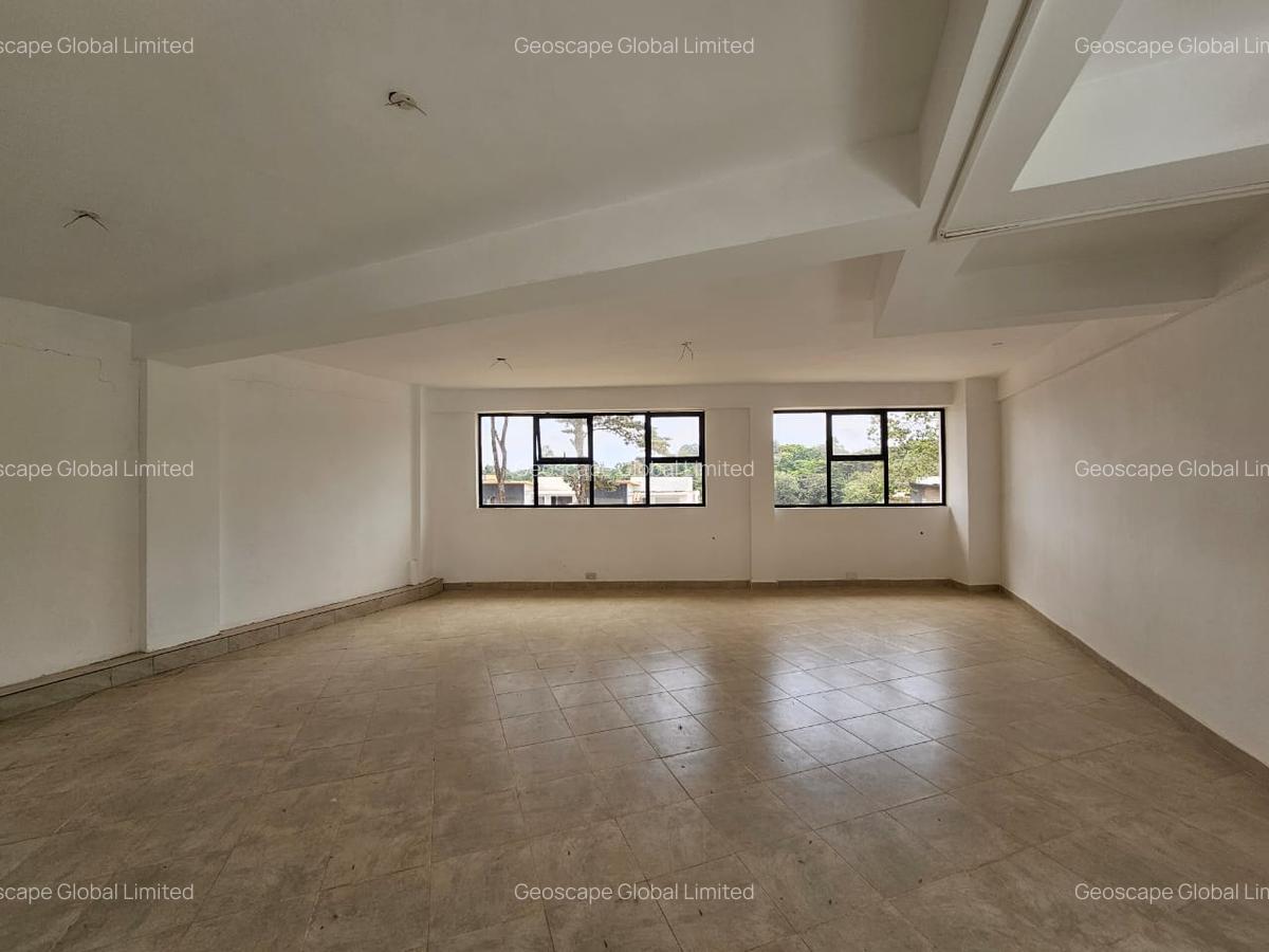760 ft² Commercial Property with Parking in Kitisuru - 3