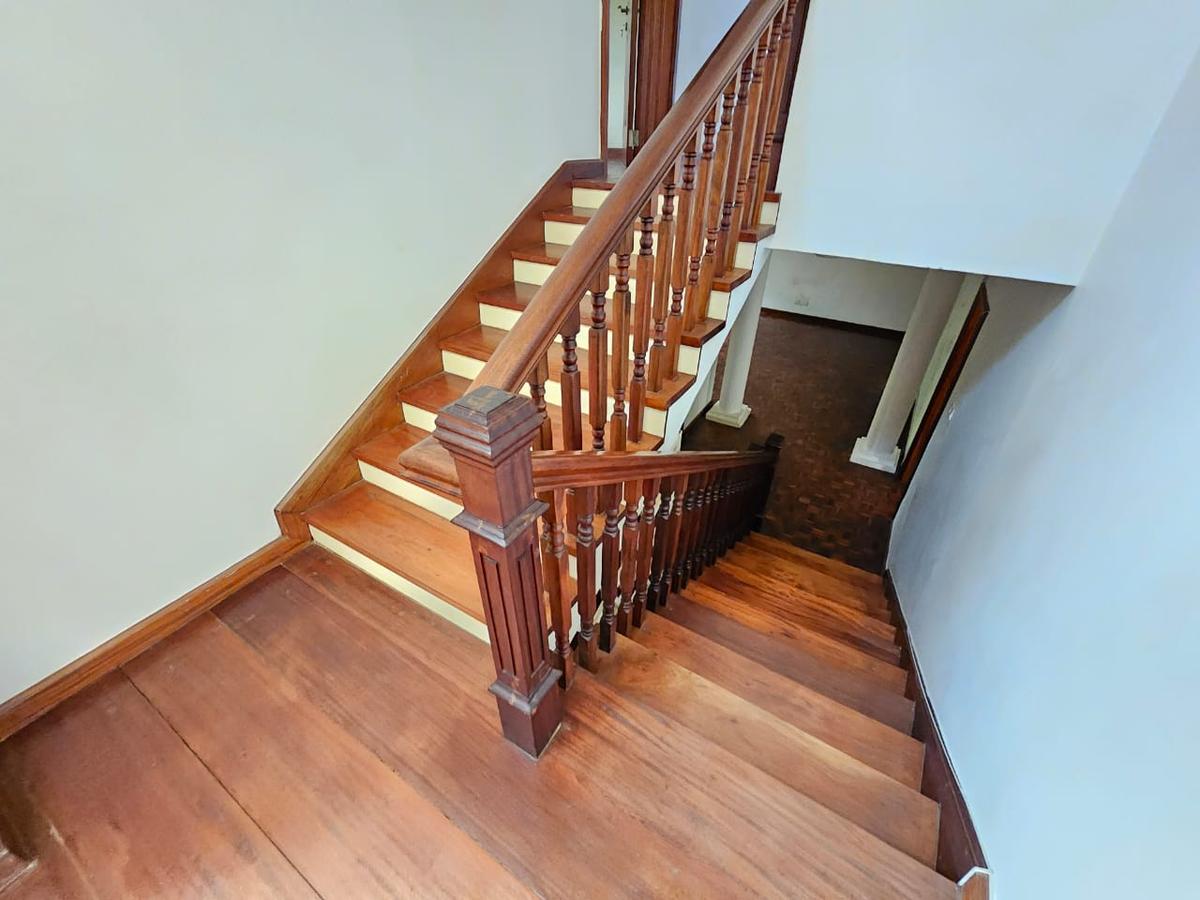 4 Bed Townhouse with En Suite in Lavington - 5