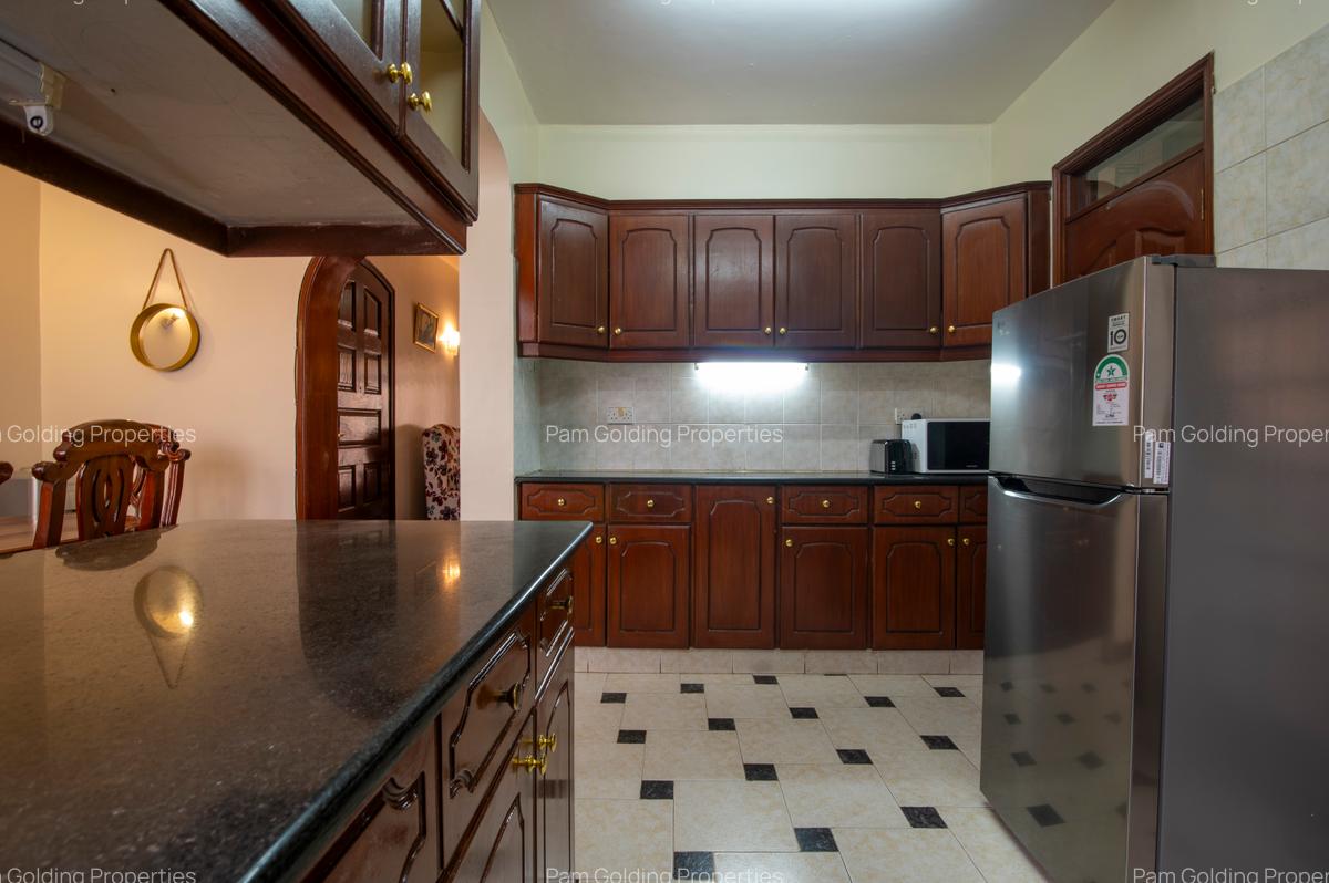 3 Bed Apartment at Brookside Drive - 6