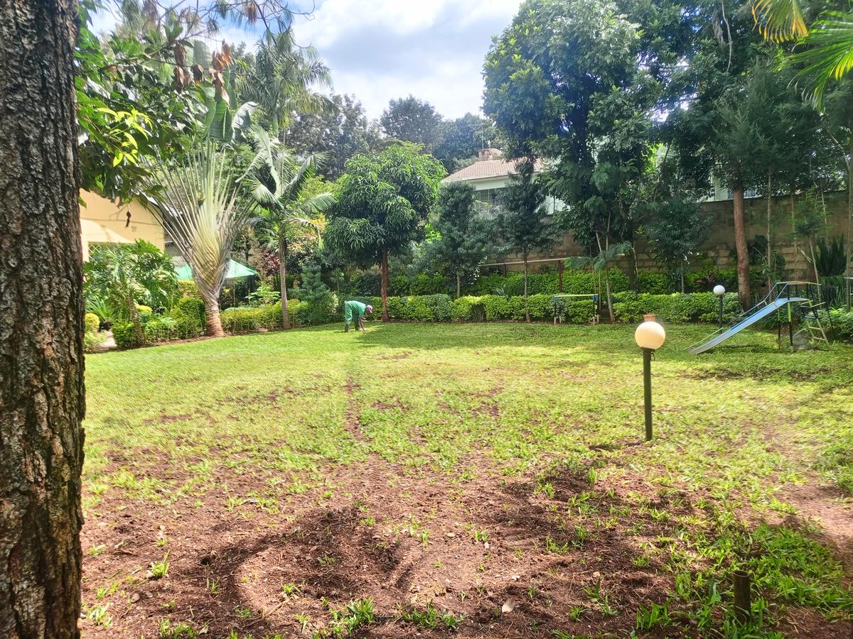 5 Bed House with En Suite at Nyari Estate - 17