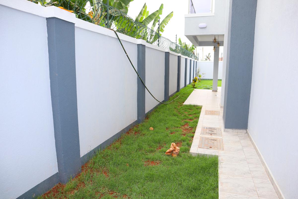 4 Bed House with En Suite at Mugutha Area - 5