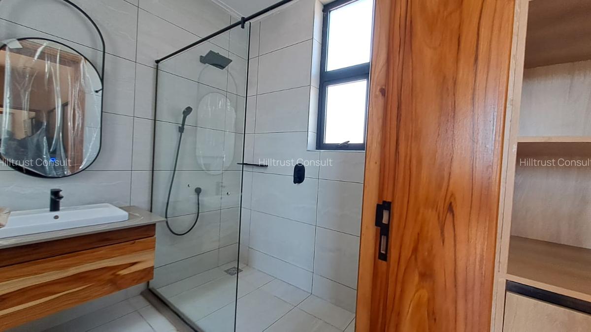 4 Bed House with En Suite in Loresho - 3
