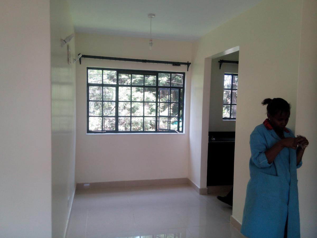 2 Bed Apartment with En Suite at Parklands - 3