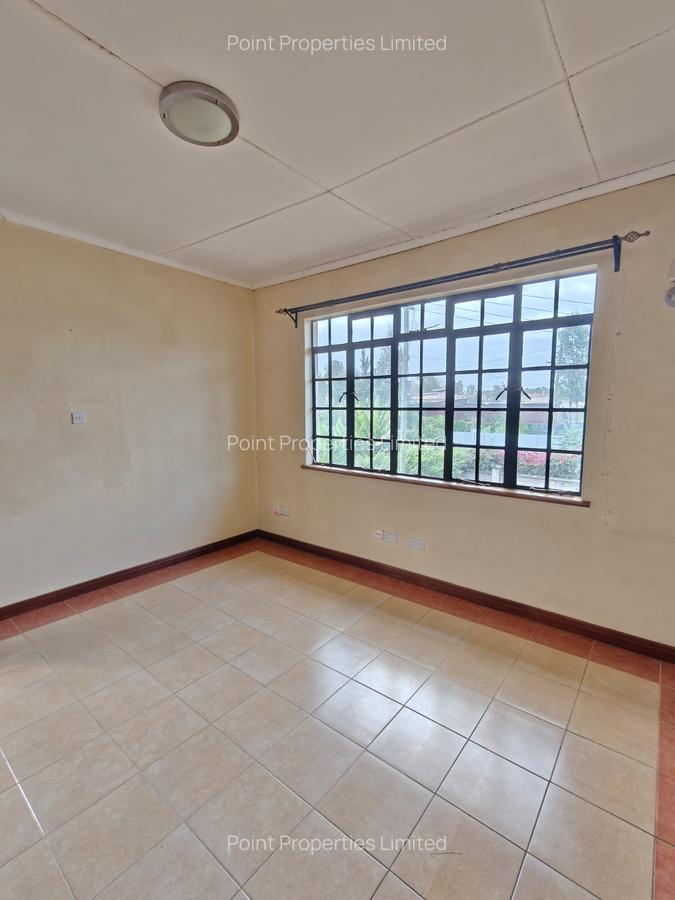 4 Bed Townhouse with En Suite in Karen - 15