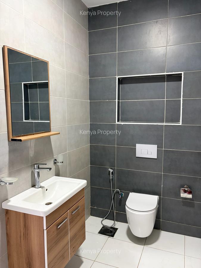 1 Bed Apartment with En Suite at Argwings Kodhek - 4