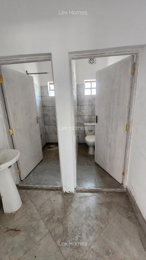 3 Bed House with En Suite at Rimpa Road - 11