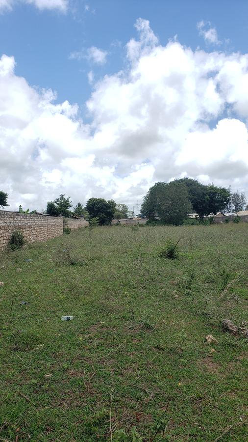 5 ac Land at Mavueni - 4