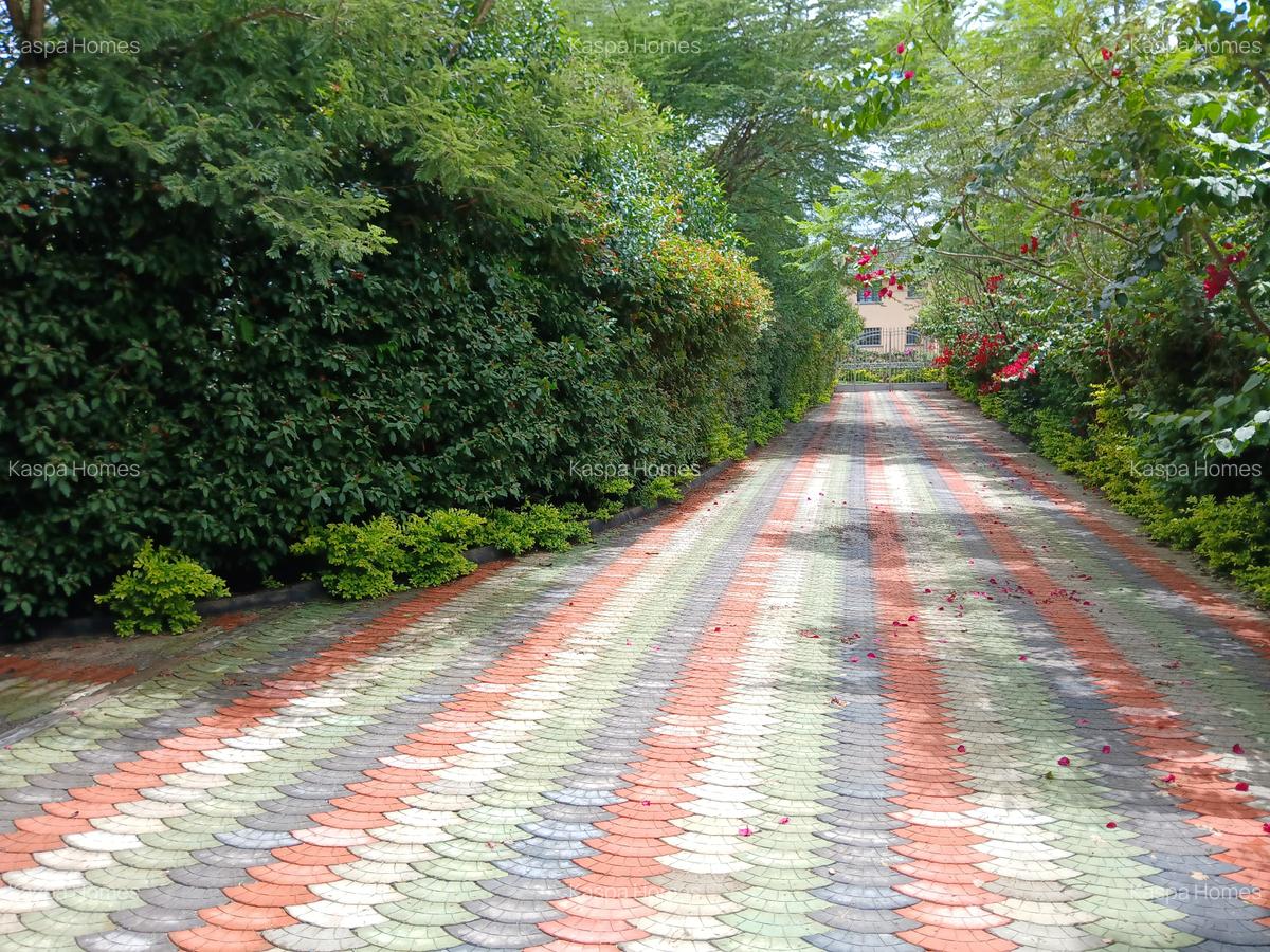 6 Bed House with En Suite in Karen - 15