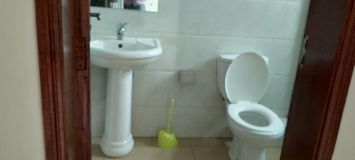 2 Bed Townhouse with En Suite in Lavington - 6