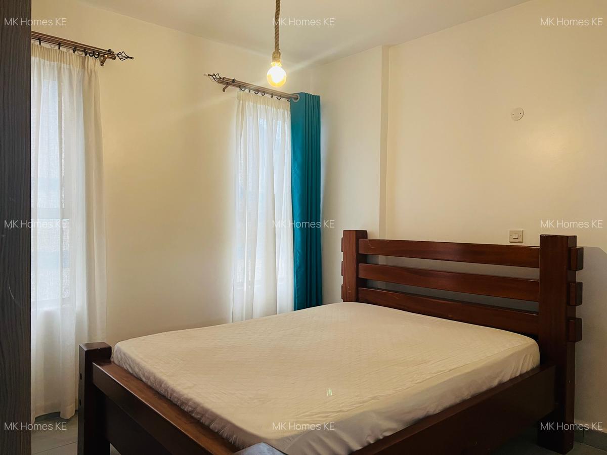 Studio Apartment with En Suite at Safari Park - 18