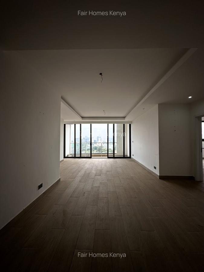 3 Bed Apartment with En Suite at Riverside Drive - 7