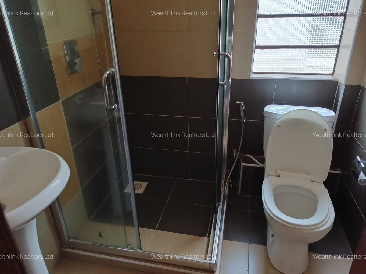 4 Bed Townhouse with En Suite at Runda Ridge Homes - 7