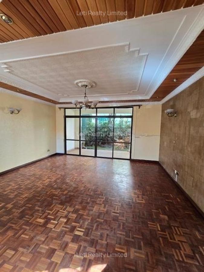 4 Bed Townhouse with En Suite in Lavington - 4