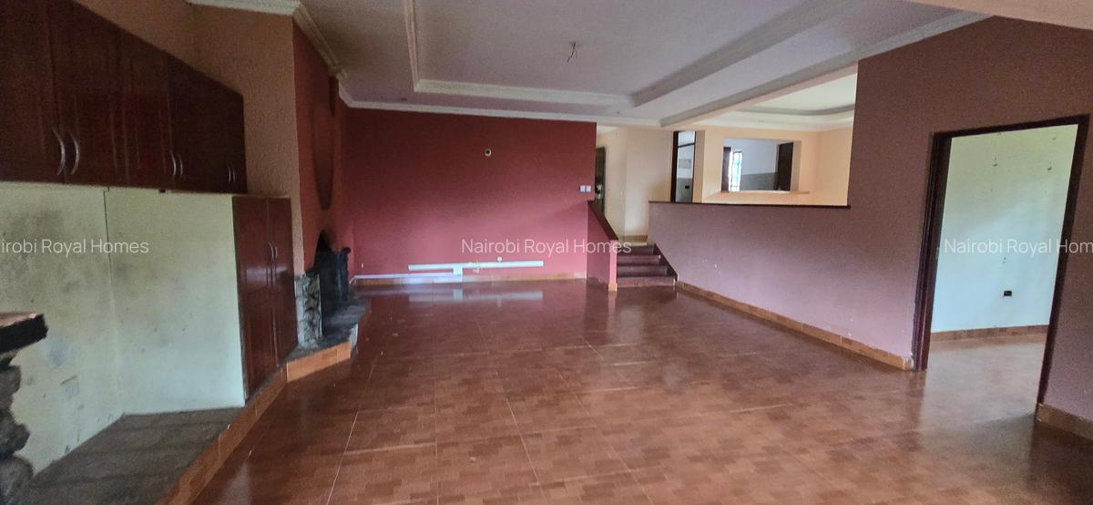 4 Bed House with En Suite at Loresho Road - 16