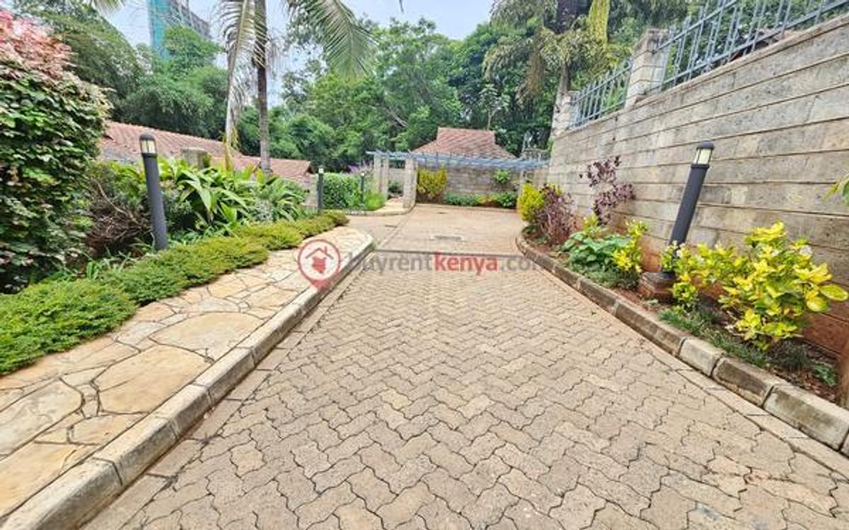 4 Bed House with En Suite at Muthaiga - 5