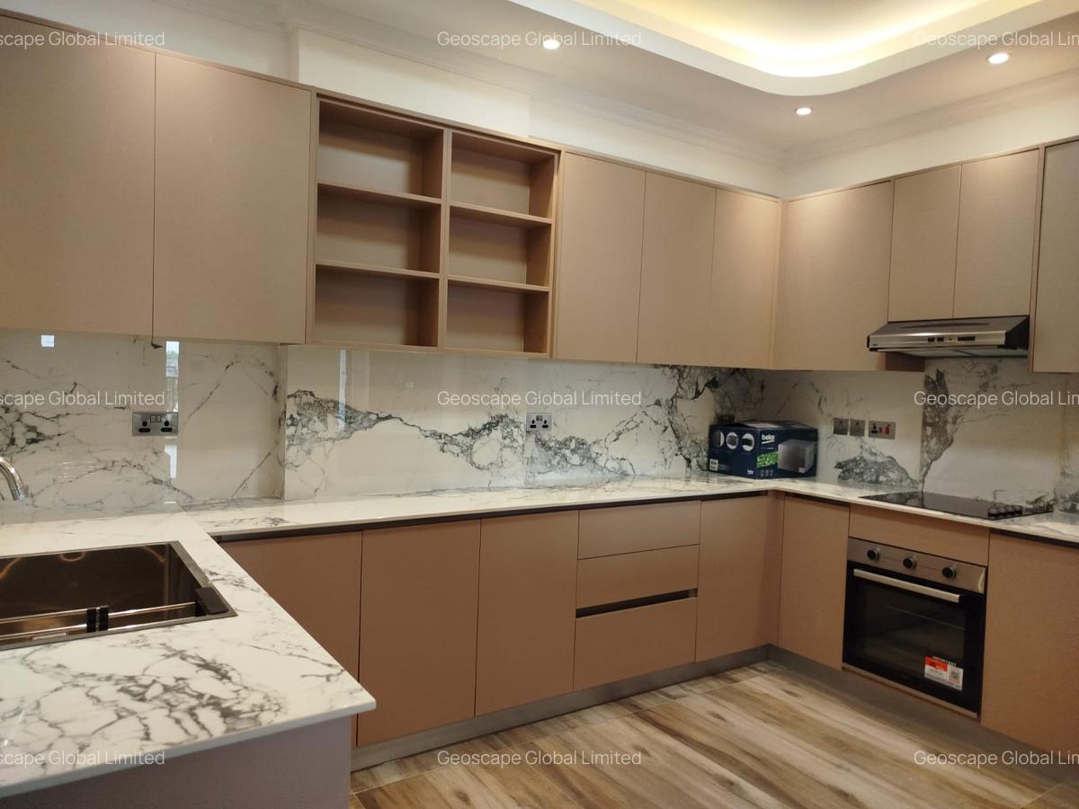 Furnished 2 Bed Apartment with En Suite in Brookside - 4