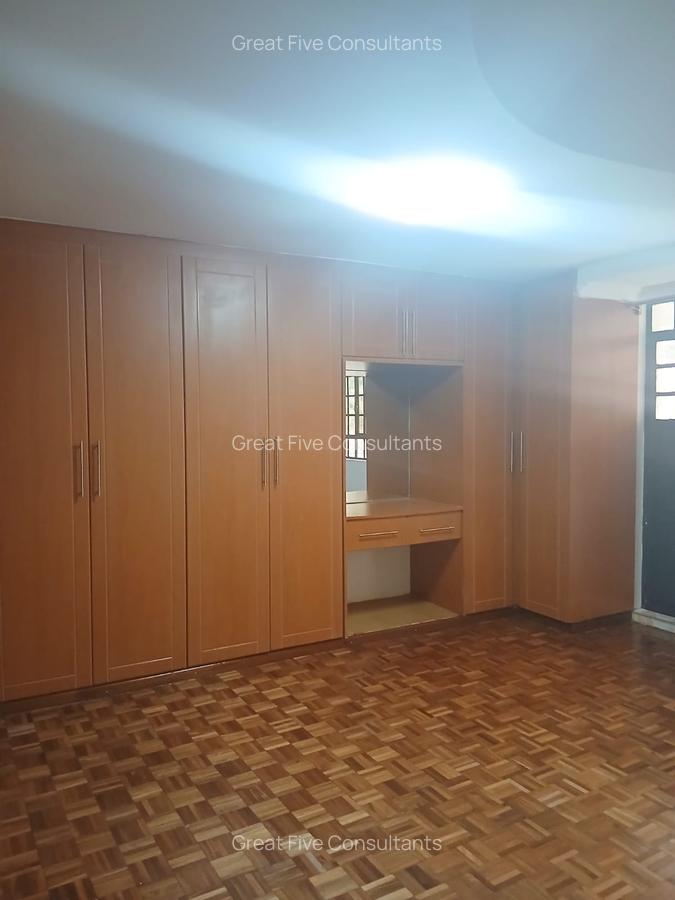 5 Bed Villa with Staff Quarters in Runda - 8