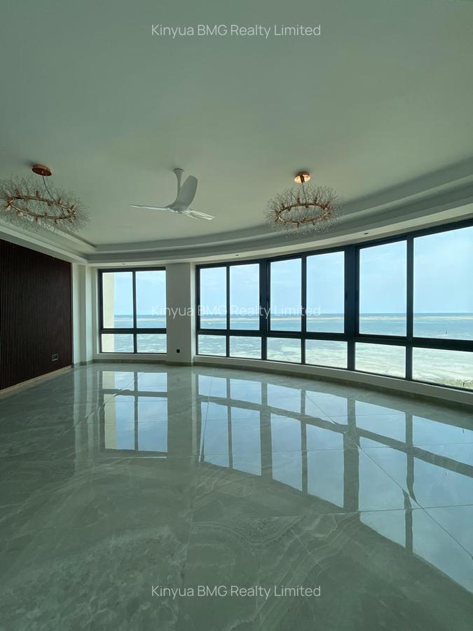 Serviced 2 Bed Apartment with En Suite in Nyali Area - 10