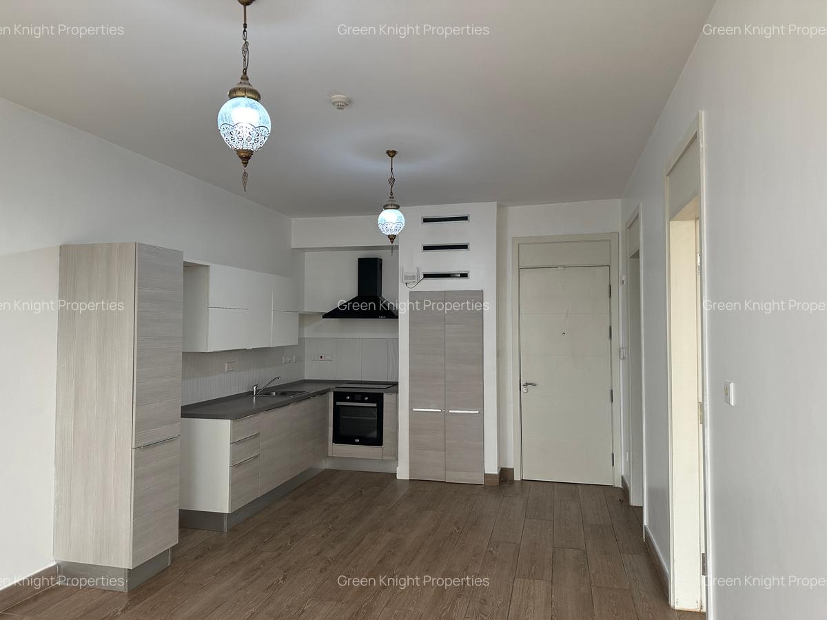 Serviced 2 Bed Apartment with En Suite in Westlands Area - 7