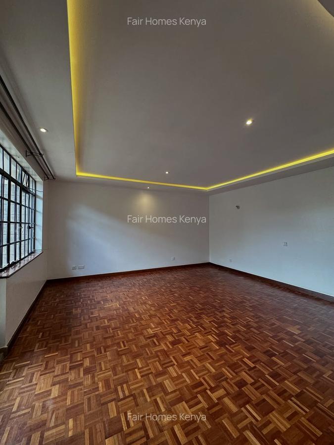4 Bed Townhouse with En Suite at James Gichuru - 9