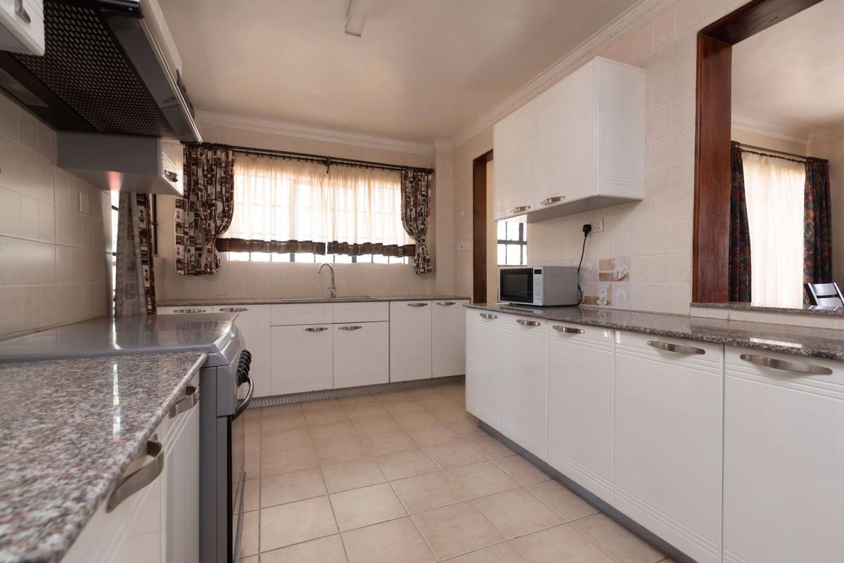 2 Bed Apartment with En Suite in Kileleshwa - 7