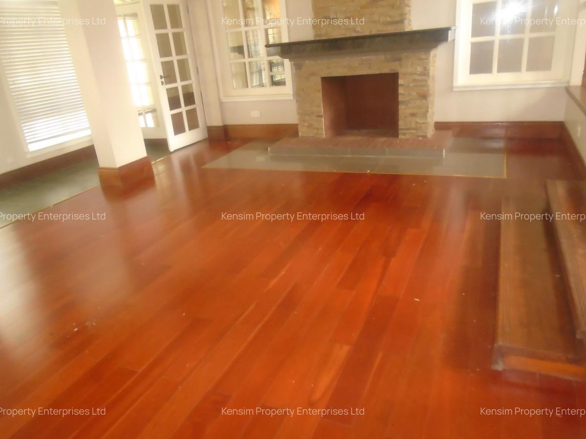 4 Bed Townhouse with En Suite in Kitisuru - 6