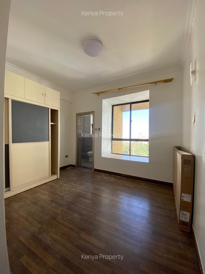 3 Bed Apartment with En Suite at Kindaruma Road - 9