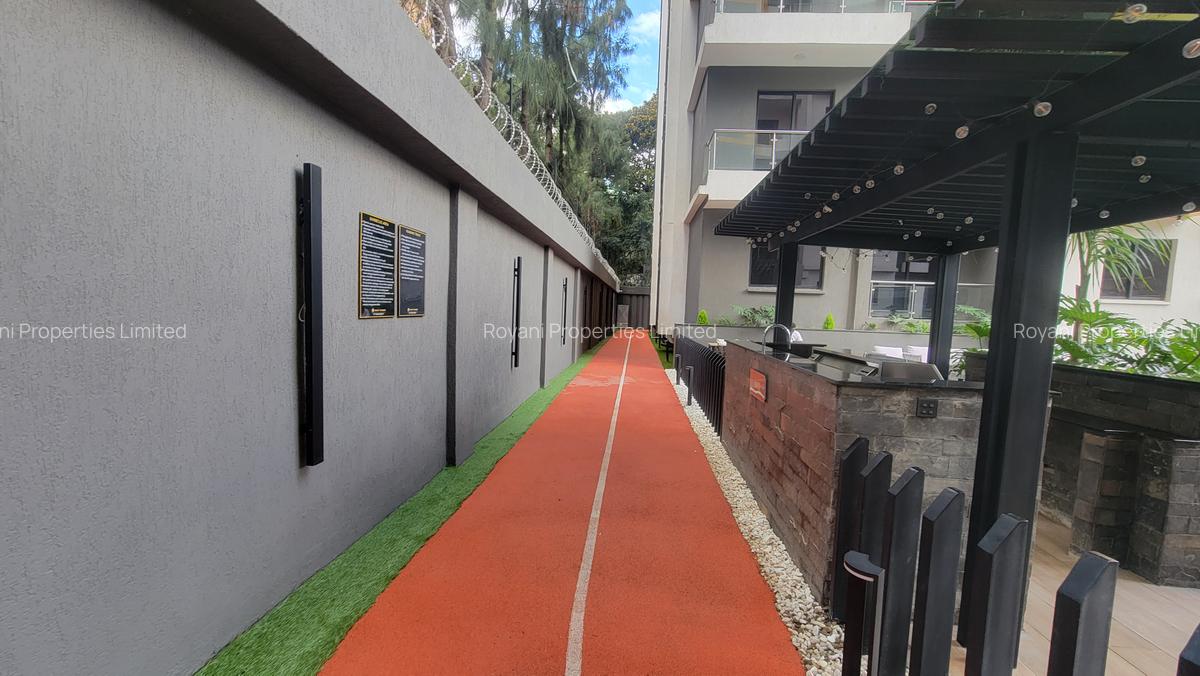 1 Bed Apartment with Swimming Pool in Kilimani - 9