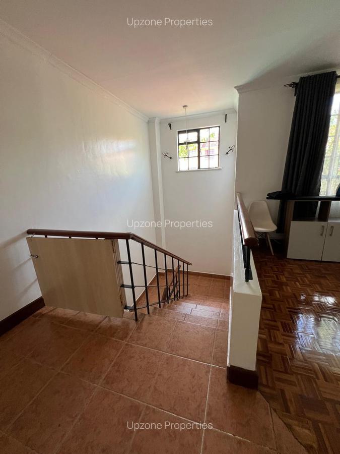 4 Bed Townhouse with En Suite in Loresho - 12