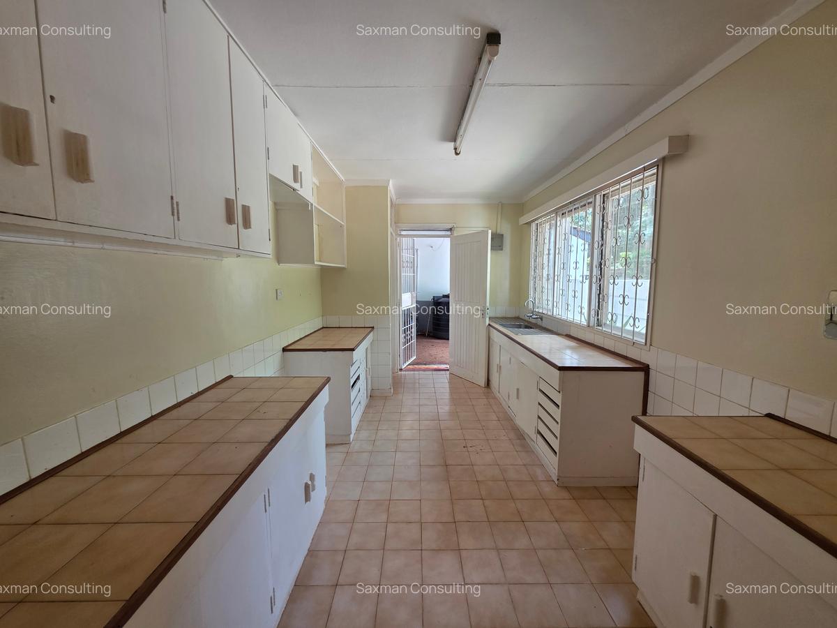 4 Bed House with Staff Quarters in Loresho - 10