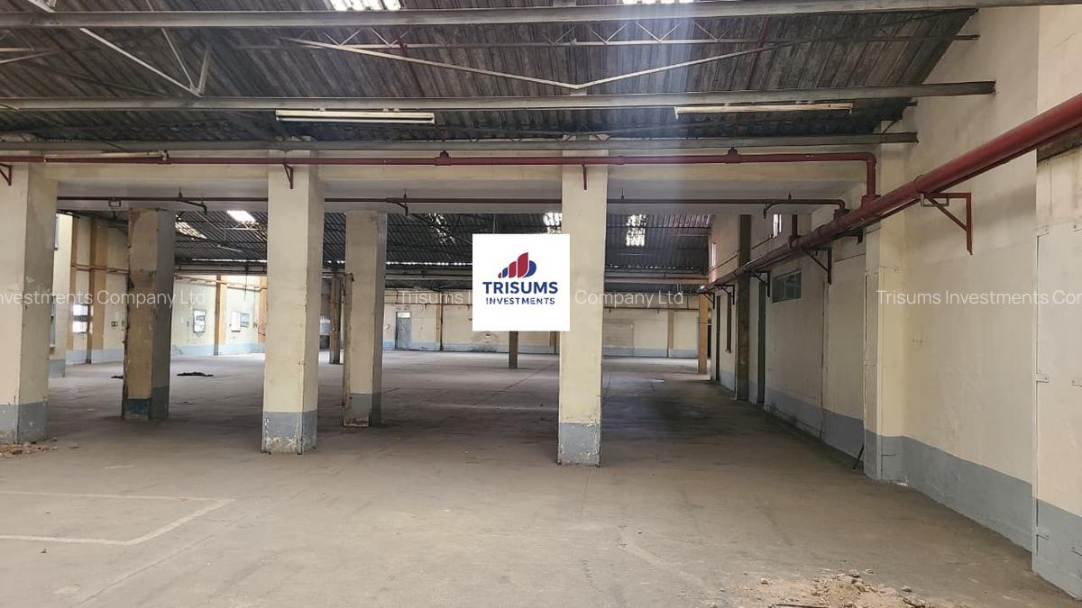 40,000 ft² Warehouse with Fibre Internet at Enterprise Road - 6