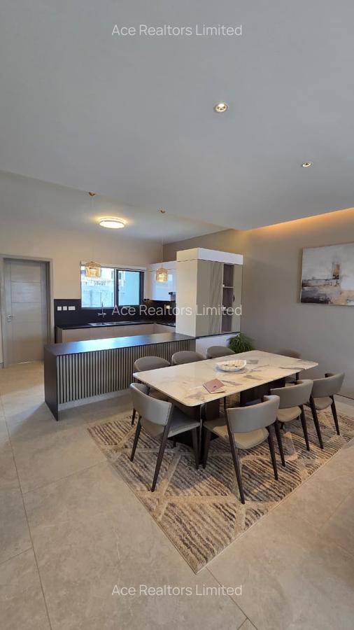 4 Bed Townhouse with En Suite at Langata - 2