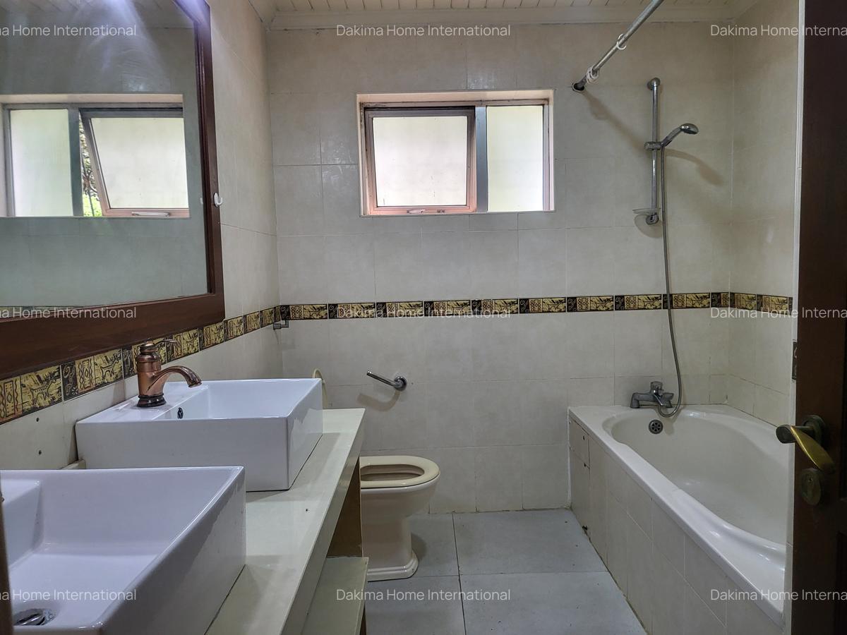 4 Bed House with En Suite in Muthaiga - 7