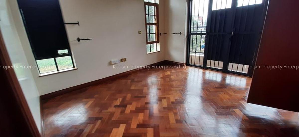 4 Bed Townhouse with En Suite in Runda - 13