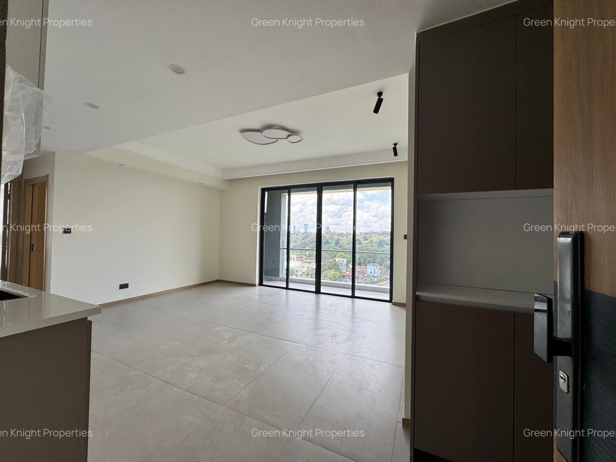 Serviced 2 Bed Apartment with En Suite in Riverside - 10