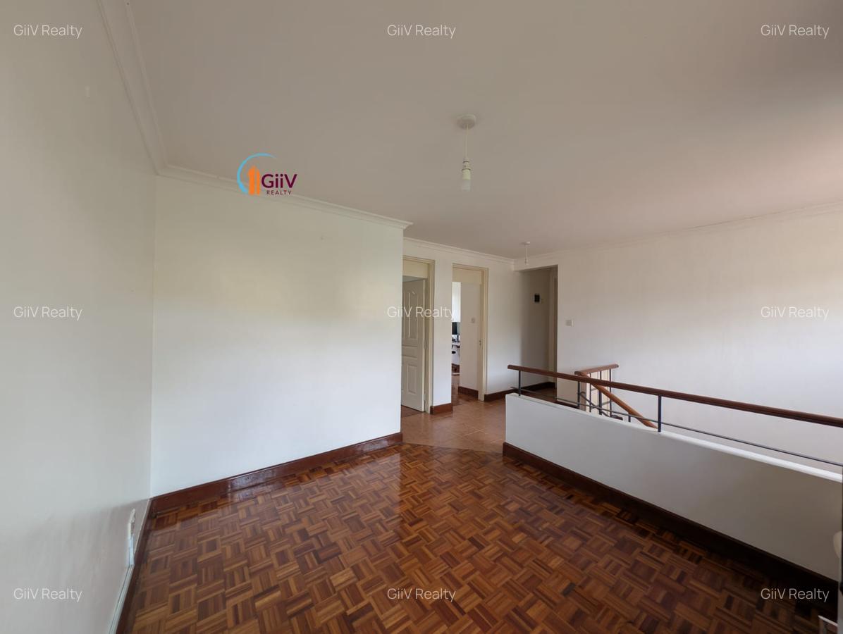 4 Bed Townhouse with En Suite in Loresho - 12