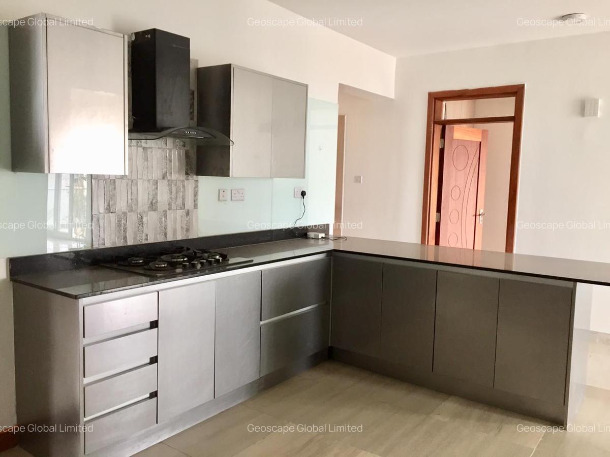 4 Bed Apartment with En Suite in General Mathenge - 12