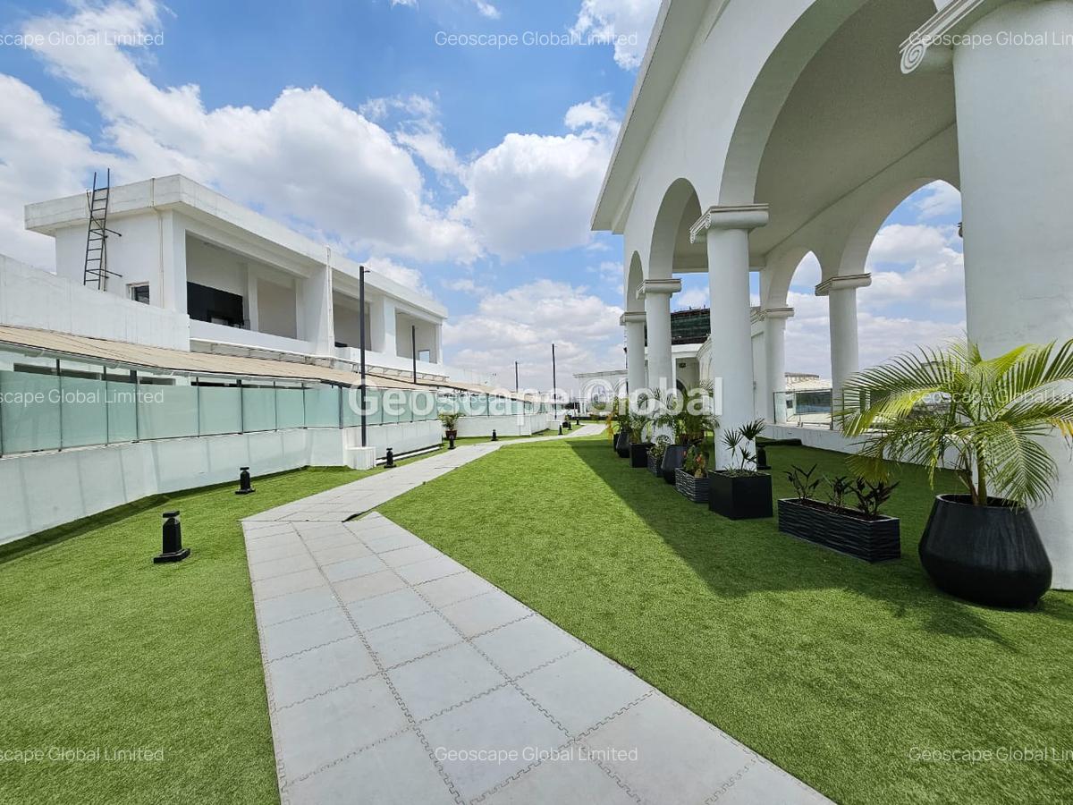 3 Bed Apartment with En Suite in Parklands - 2