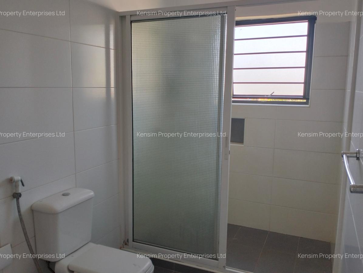 3 Bed Apartment with En Suite in Westlands Area - 15