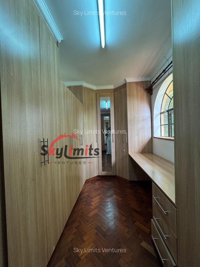 4 Bed Townhouse with En Suite in Kitisuru - 16