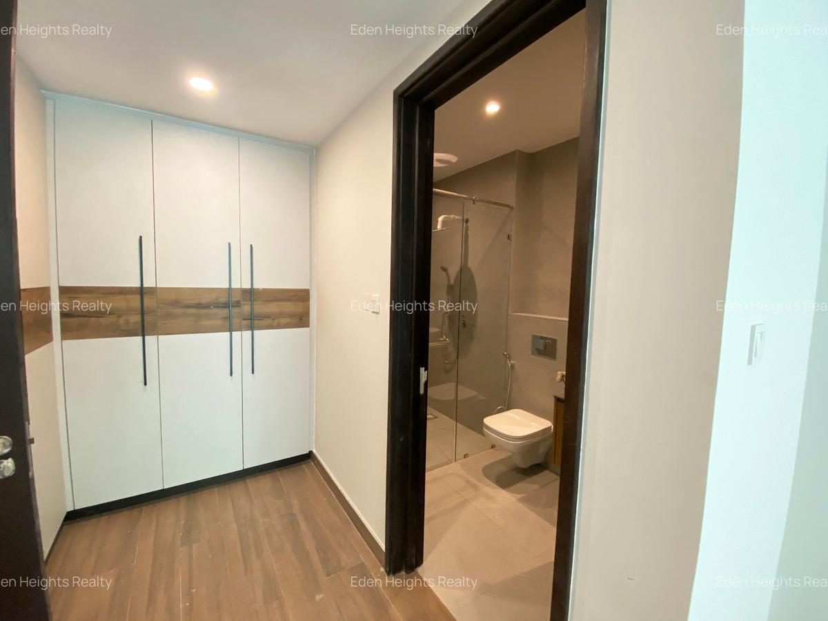 2 Bed Apartment with En Suite in General Mathenge - 13