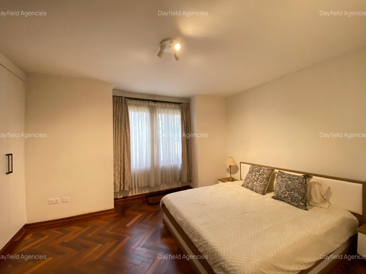 5 Bed House with En Suite in Spring Valley - 14