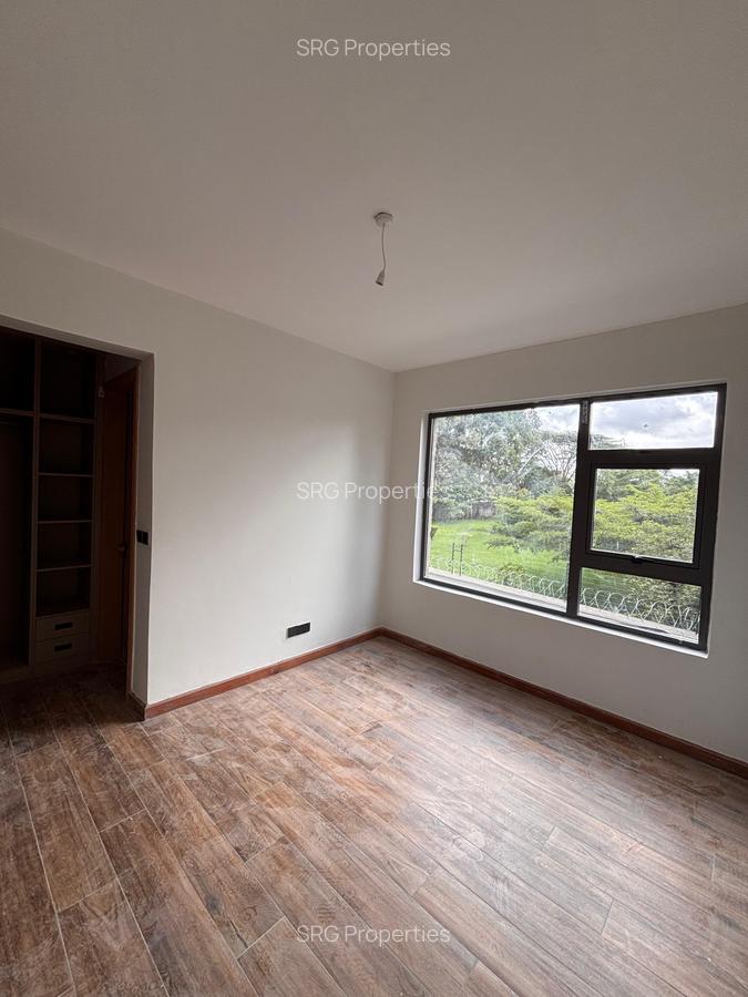 6 Bed Townhouse with En Suite in Lavington - 20